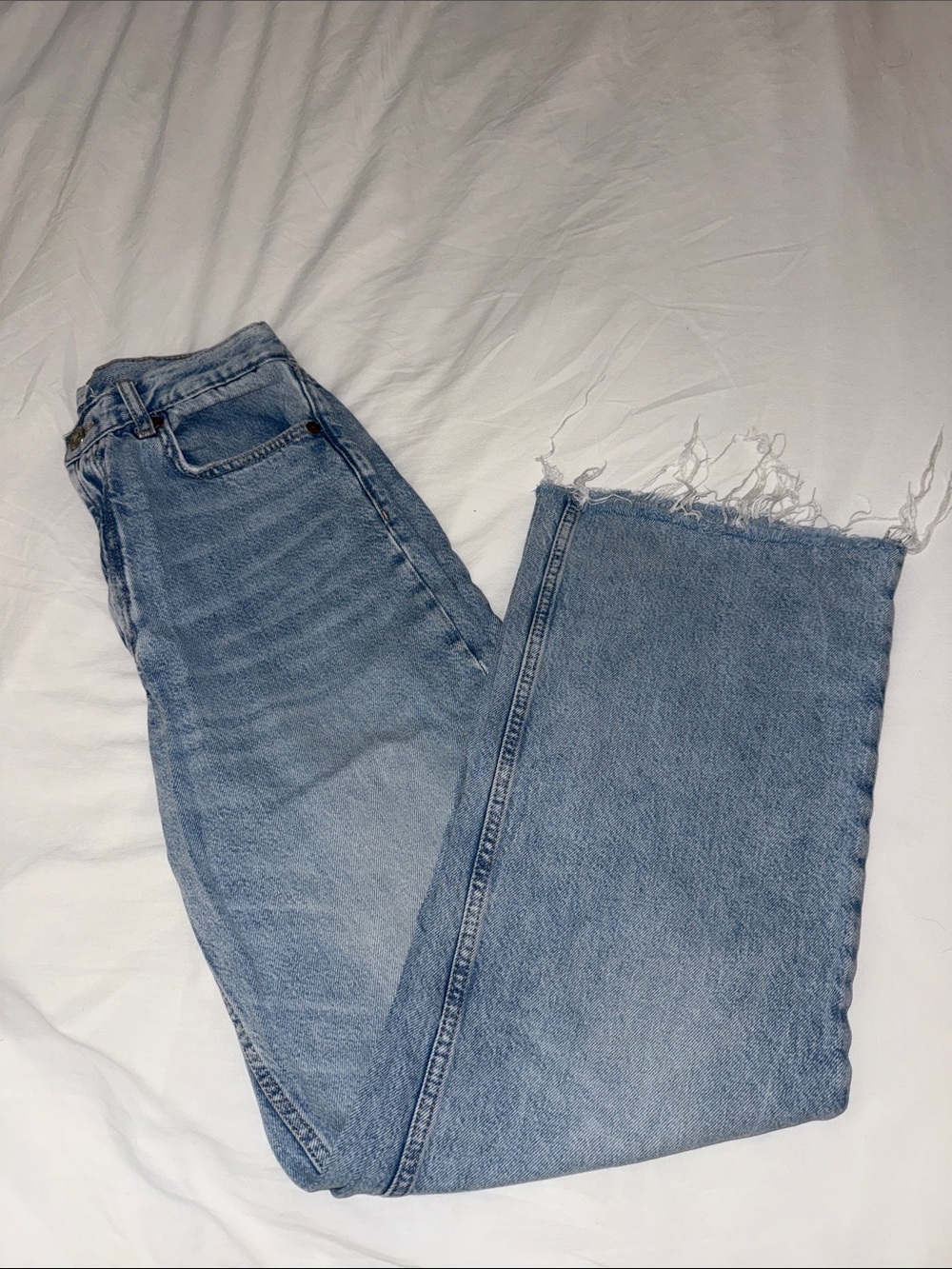 Zara Light Blue wide-Leg Jeans with Frayed Hem